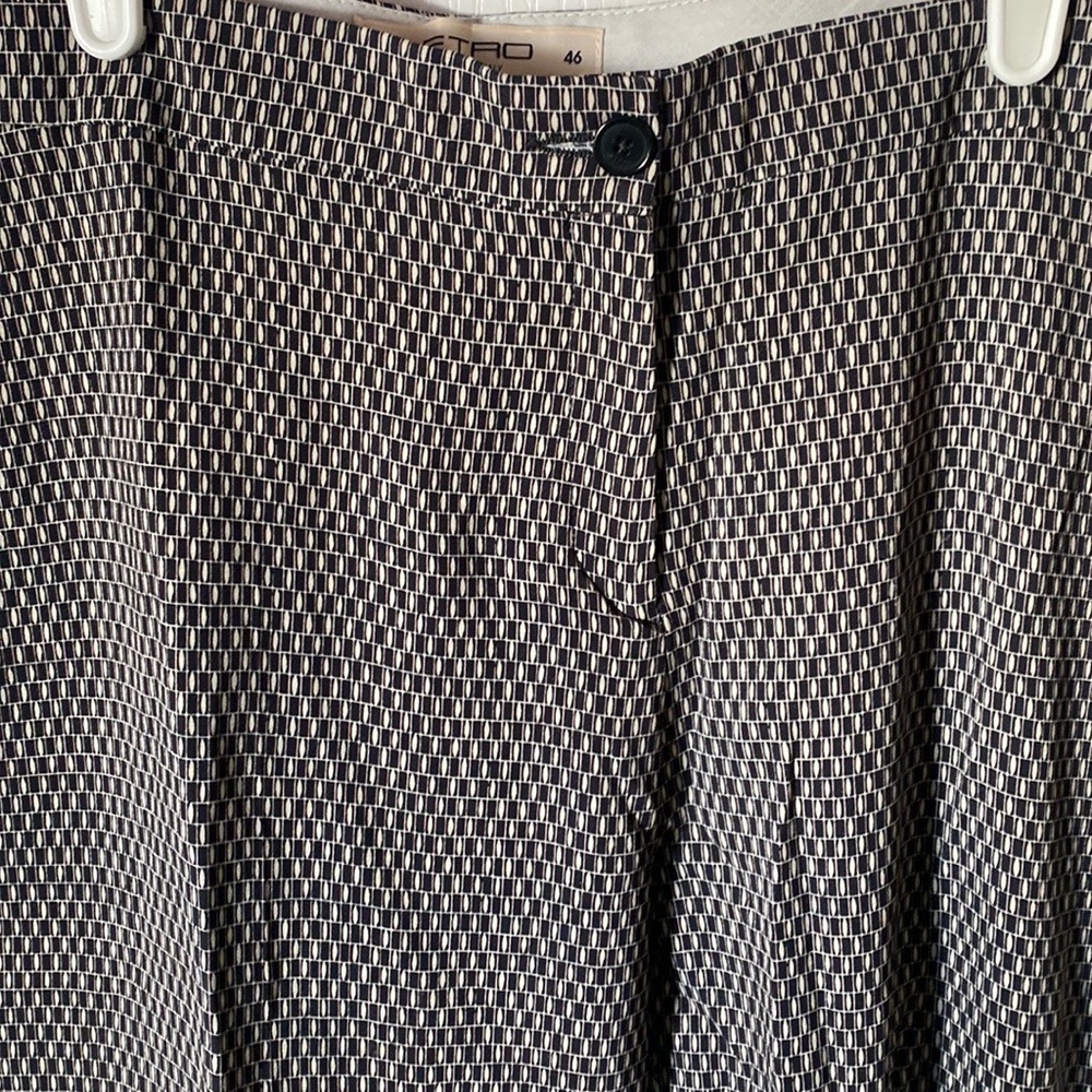 Slacks ETRO made in Italy. Excellent condition.   Very soft silky material - Picture 10 of 10